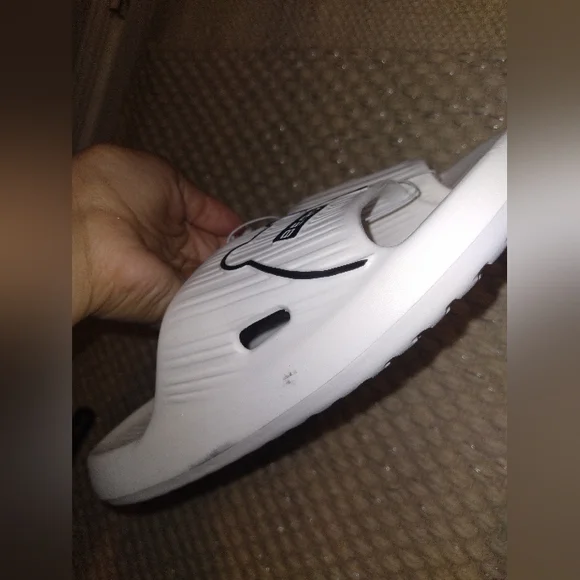 Cute bear sandals 🐻 🤍 - Picture 5 of 9